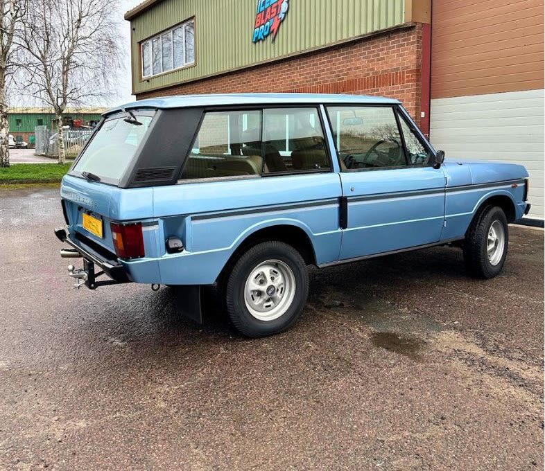 Range Rover Classic outside the IceBlastPro workshop