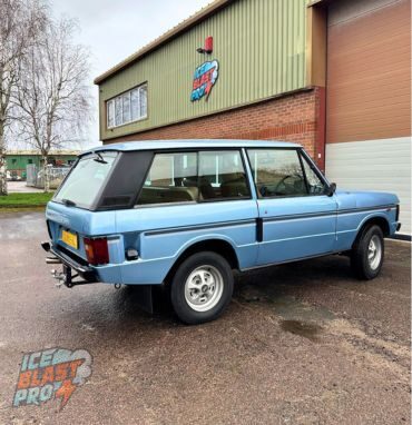 Range Rover Classic at the IceBlastPro workshop