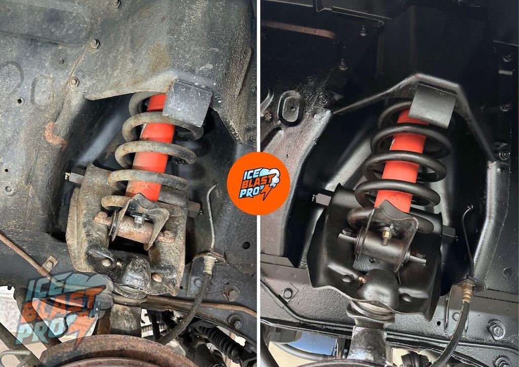 Ford Mustang Shelby GT500 underbody area 3 before and after dry ice blasting, rust treatment and protection